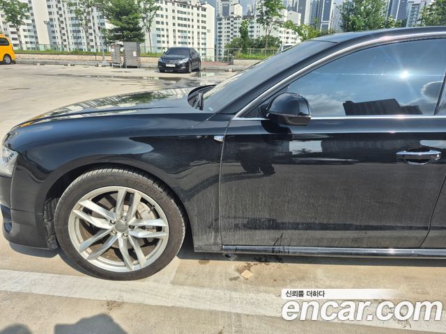 AUDI A8 65 TFSI Quattro 2016 - photo 3 - Import Corée du Sud | International Cars