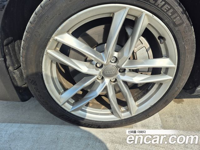 AUDI A8 65 TFSI Quattro 2016 - photo 8 - Import Corée du Sud | International Cars