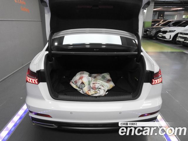 AUDI A6 (C8) 40 TDI Premium 2021 - photo 19 - Import Corée du Sud | International Cars