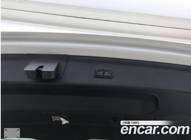 AUDI Q3 35 TDI Quattro 프레스티지 2015 - photo 19 - Import Corée du Sud | International Cars