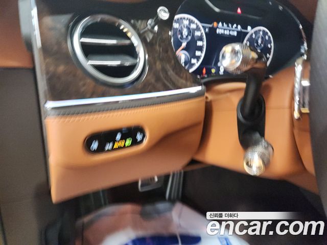 BENTLEY Flying Spur 3세대 4.0 2021 - photo 19 - Import Corée du Sud | International Cars