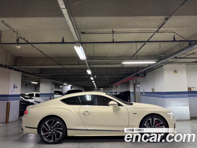 BENTLEY Continental GT 4세대 4.0 GT 스피드 2025 - photo 3 - Import Corée du Sud | International Cars