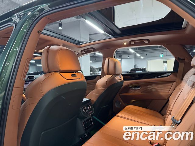 BENTLEY 벤테이가 4.0 V8 아주르 2025 - photo 12 - Import Corée du Sud | International Cars