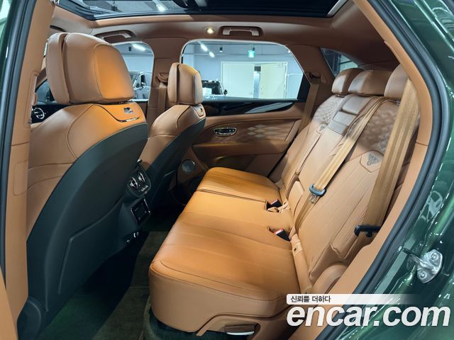 BENTLEY 벤테이가 4.0 V8 아주르 2025 - photo 13 - Import Corée du Sud | International Cars