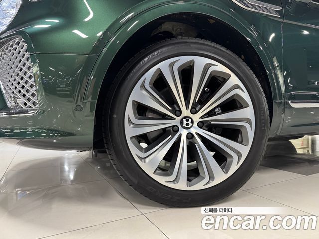 BENTLEY 벤테이가 4.0 V8 아주르 2025 - photo 16 - Import Corée du Sud | International Cars