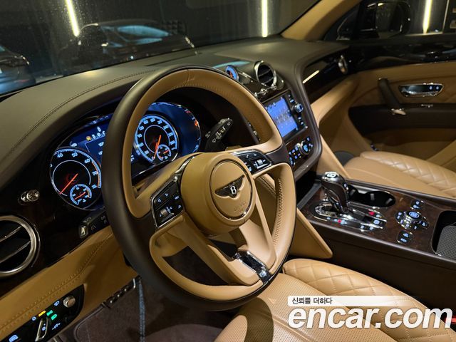 BENTLEY 벤테이가 6.0 W12 2018 - photo 13 - Import Corée du Sud | International Cars