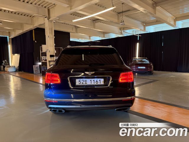 BENTLEY 벤테이가 6.0 W12 2018 - photo 6 - Import Corée du Sud | International Cars