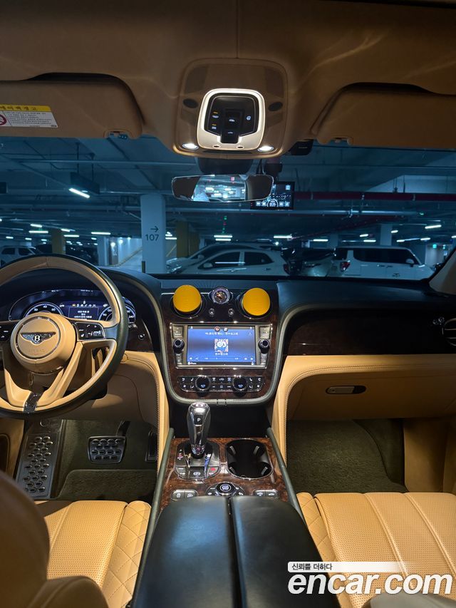 BENTLEY 벤테이가 6.0 W12 2018 - photo 6 - Import Corée du Sud | International Cars