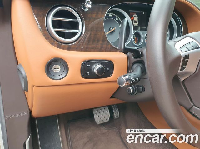 BENTLEY Continental GT 2세대 4.0 GT 2015 - photo 13 - Import Corée du Sud | International Cars
