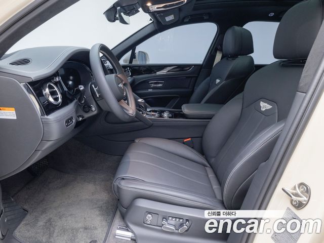 BENTLEY 벤테이가 4.0 V8 베이스 2025 - photo 10 - Import Corée du Sud | International Cars