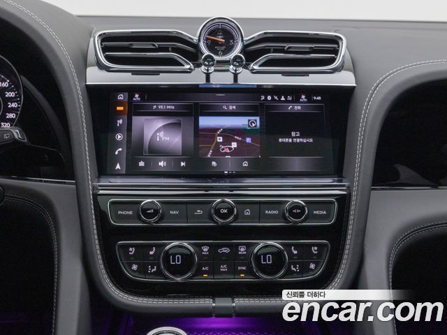 BENTLEY 벤테이가 4.0 V8 베이스 2025 - photo 11 - Import Corée du Sud | International Cars