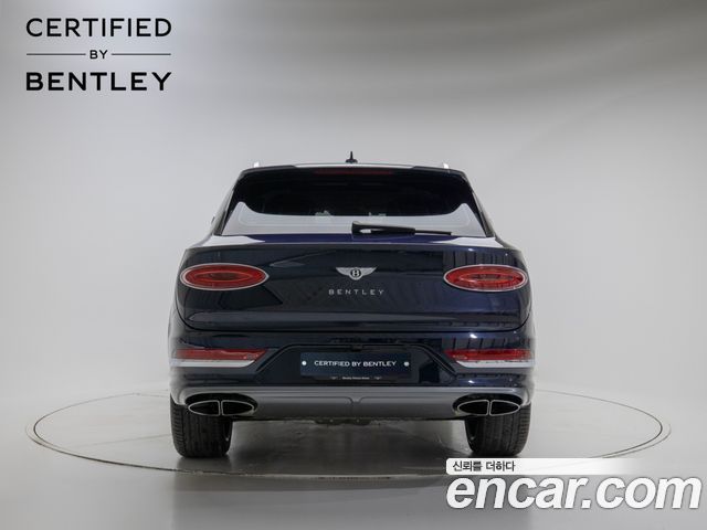 BENTLEY 벤테이가 4.0 V8 EWB 아주르 2025 - photo 3 - Import Corée du Sud | International Cars