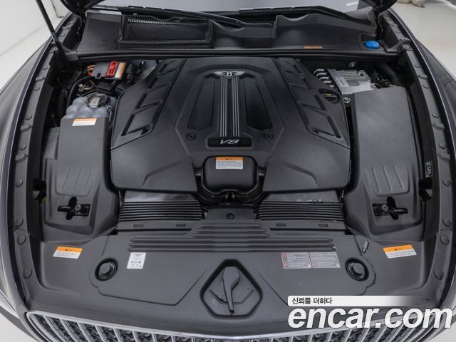 BENTLEY 벤테이가 4.0 V8 EWB 아주르 2025 - photo 8 - Import Corée du Sud | International Cars