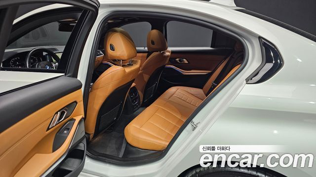 BMW Série 3 (G20) 330i xDrive M Sport 2020 - photo 12 - Import Corée du Sud | International Cars