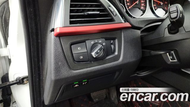 BMW Série 3 GT (F34) GT 320d xDrive Sport 2017 - photo 16 - Import Corée du Sud | International Cars