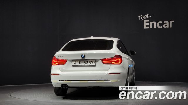 BMW Série 3 GT (F34) GT 320d xDrive Sport 2017 - photo 4 - Import Corée du Sud | International Cars