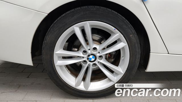 BMW Série 3 GT (F34) GT 320d xDrive Sport 2017 - photo 5 - Import Corée du Sud | International Cars