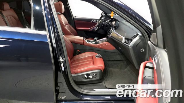 BMW X6 (G06) xDrive40i M Sport 2021 - photo 11 - Import Corée du Sud | International Cars