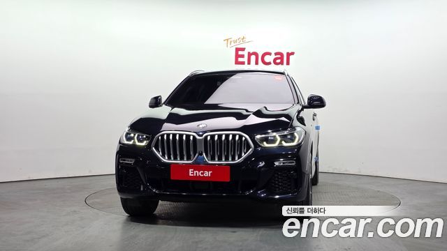 BMW X6 (G06) xDrive40i M Sport 2021 - photo 3 - Import Corée du Sud | International Cars
