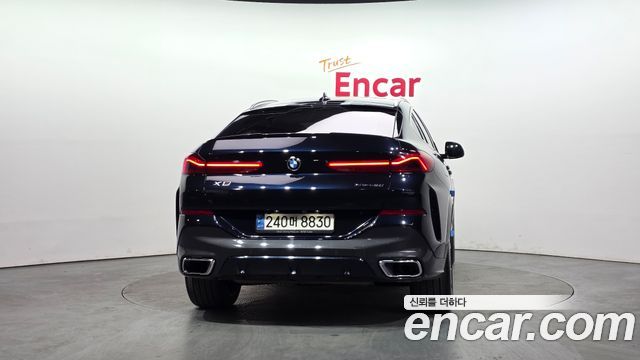 BMW X6 (G06) xDrive40i M Sport 2021 - photo 4 - Import Corée du Sud | International Cars