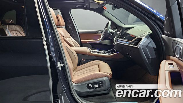 BMW X5 (G05) xDrive 50e M Sport 2025 - photo 10 - Import Corée du Sud | International Cars