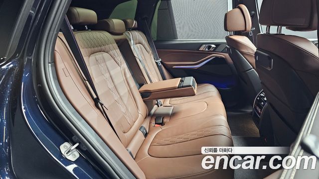BMW X5 (G05) xDrive 50e M Sport 2025 - photo 12 - Import Corée du Sud | International Cars