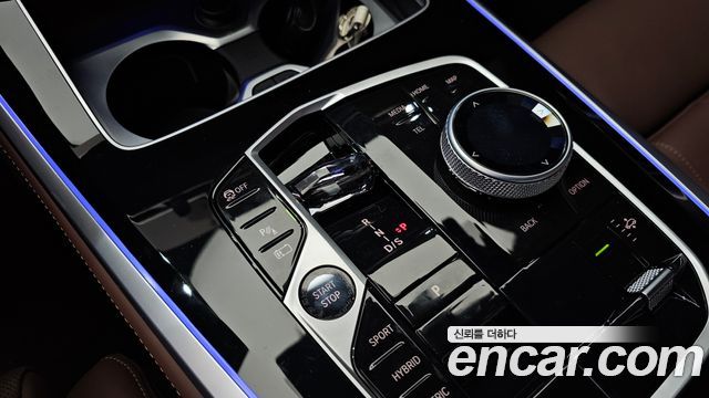 BMW X5 (G05) xDrive 50e M Sport 2025 - photo 9 - Import Corée du Sud | International Cars
