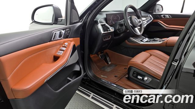 BMW X7 (G07) xDrive 40i M Sport 6 places 2025 - photo 11 - Import Corée du Sud | International Cars