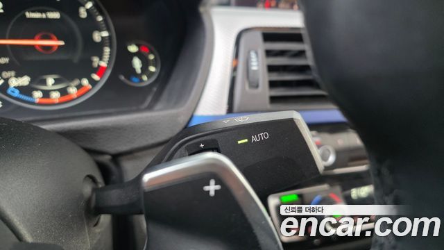 BMW Série 3 (F30) 320i M Sport 2018 - photo 24 - Import Corée du Sud | International Cars