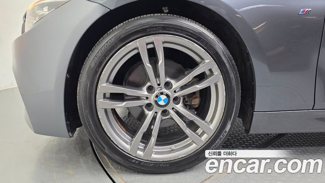 BMW Série 3 (F30) 320i M Sport 2018 - photo 5 - Import Corée du Sud | International Cars