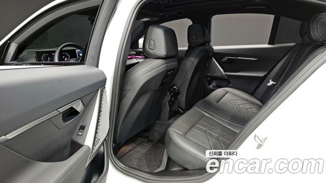 BMW Série 5 (G60) 520i M Sport 2025 - photo 17 - Import Corée du Sud | International Cars