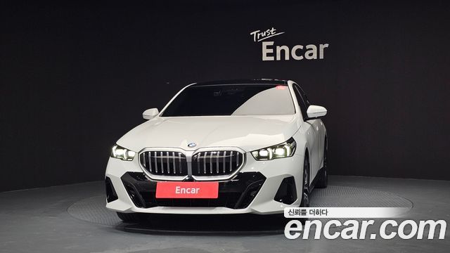 BMW Série 5 (G60) 520i M Sport 2025 - photo 3 - Import Corée du Sud | International Cars