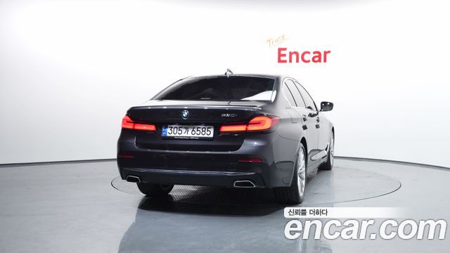 BMW Série 5 (G30) 530i Luxury 2023 - photo 4 - Import Corée du Sud | International Cars
