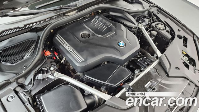 BMW Série 5 (G30) 530i Luxury 2023 - photo 6 - Import Corée du Sud | International Cars