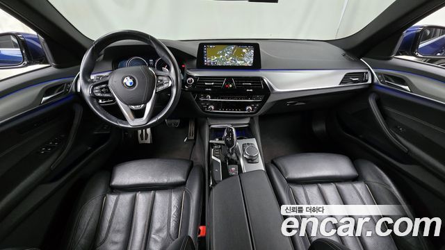 BMW Série 5 (G30) 530i xDrive M Sport 2018 - photo 7 - Import Corée du Sud | International Cars