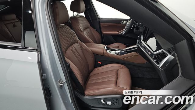 BMW X6 (G06) xDrive30d M Sport 2025 - photo 13 - Import Corée du Sud | International Cars