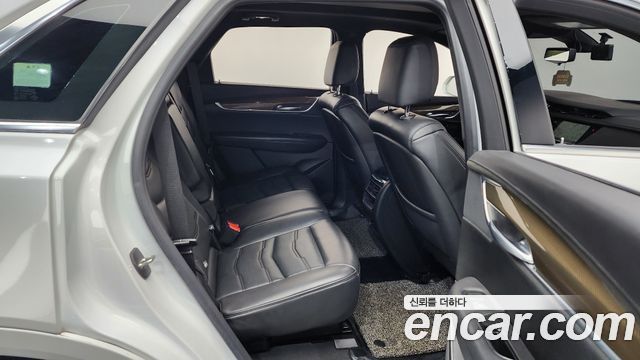 CADILLAC XT5 3.6 플래티넘 AWD 2018 - photo 12 - Import Corée du Sud | International Cars