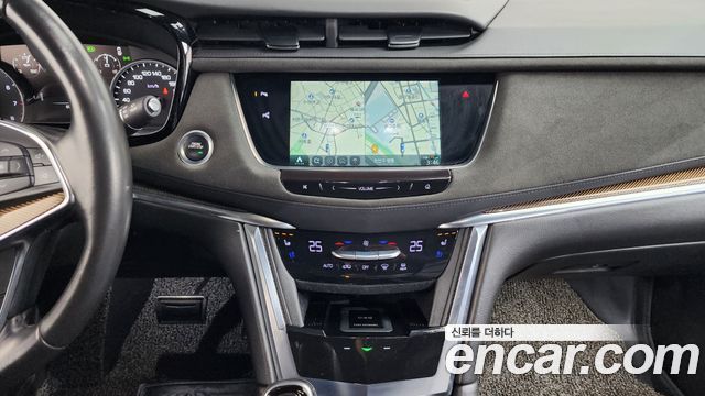 CADILLAC XT5 3.6 플래티넘 AWD 2018 - photo 14 - Import Corée du Sud | International Cars
