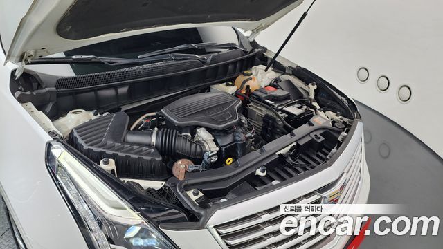 CADILLAC XT5 3.6 플래티넘 AWD 2018 - photo 6 - Import Corée du Sud | International Cars