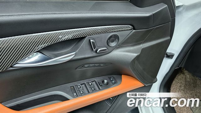 CADILLAC CT6 2.0 Turbo 2018 - photo 17 - Import Corée du Sud | International Cars