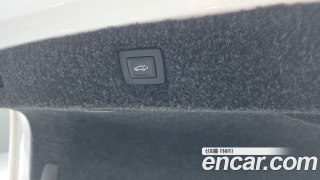 CADILLAC CT6 2.0 Turbo 2018 - photo 20 - Import Corée du Sud | International Cars