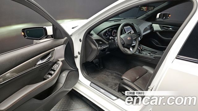 CADILLAC CT5 2.0 Sport 2020 - photo 10 - Import Corée du Sud | International Cars