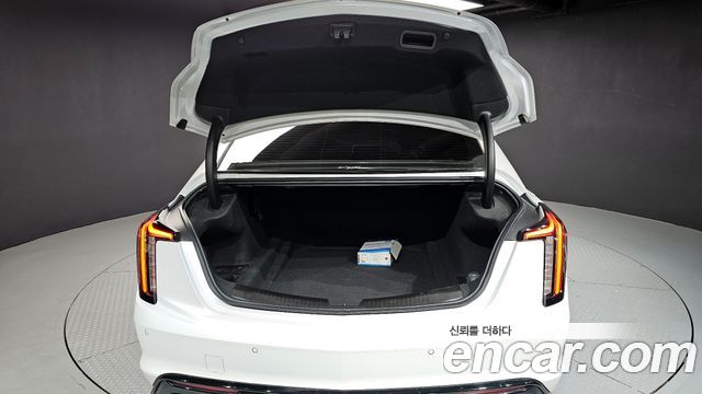 CADILLAC CT5 2.0 Sport 2020 - photo 20 - Import Corée du Sud | International Cars