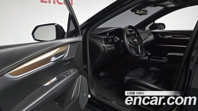 CADILLAC XT5 3.6 플래티넘 AWD 2017 - photo 9 - Import Corée du Sud | International Cars