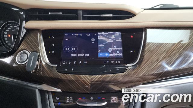 CADILLAC XT6 3.6 Sport 2022 - photo 14 - Import Corée du Sud | International Cars