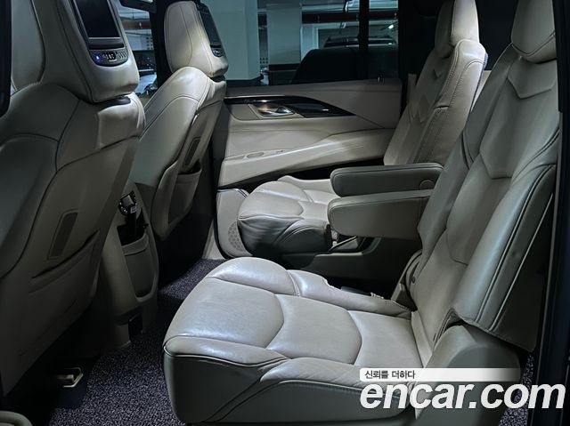 CADILLAC 에스컬레이드 6.2 ESV 2019 - photo 10 - Import Corée du Sud | International Cars