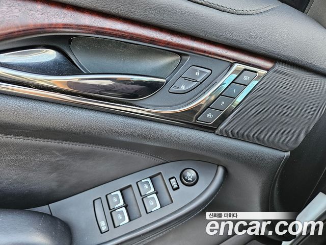 CADILLAC CTS 3세대 2.0 Luxury 2016 - photo 16 - Import Corée du Sud | International Cars