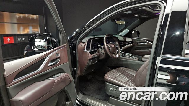 CADILLAC 에스컬레이드 5세대 6.2 ESV 2023 - photo 13 - Import Corée du Sud | International Cars