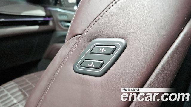 CADILLAC 에스컬레이드 5세대 6.2 ESV 2023 - photo 30 - Import Corée du Sud | International Cars