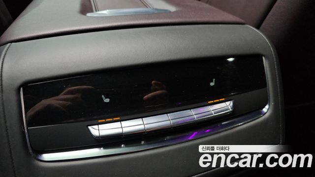 CADILLAC 에스컬레이드 5세대 6.2 ESV 2023 - photo 35 - Import Corée du Sud | International Cars